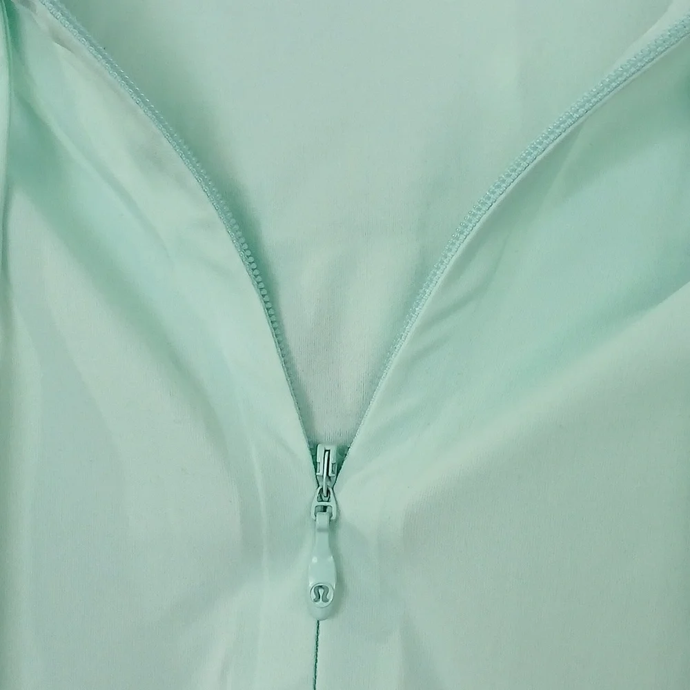 Lululemon Athletica Runbeam Hoodie Mint Green Size 4 - Picture 5 of 11